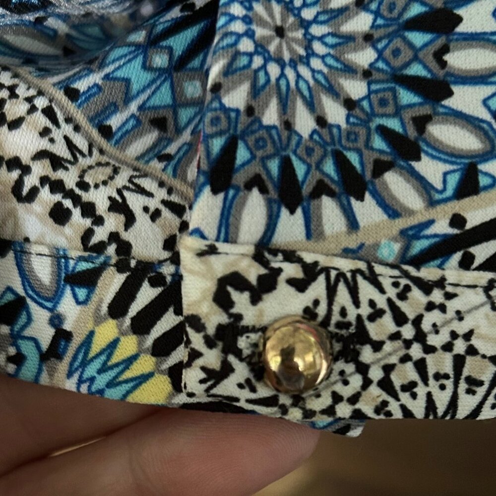 Top - Picture 4 of 10